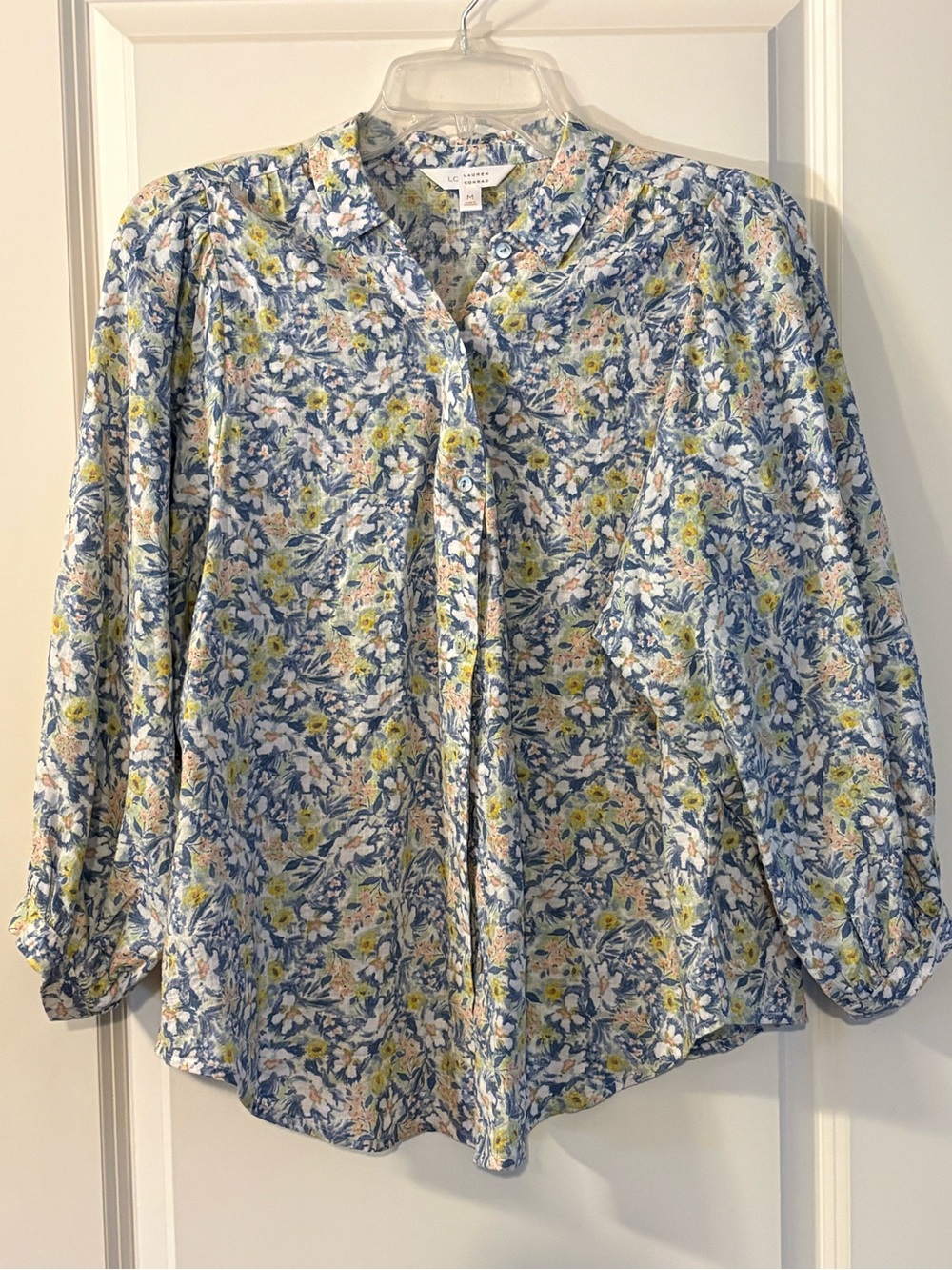 LC Lauren Conrad Floral Button-Front Women’s Blouse in Blue and Yellow